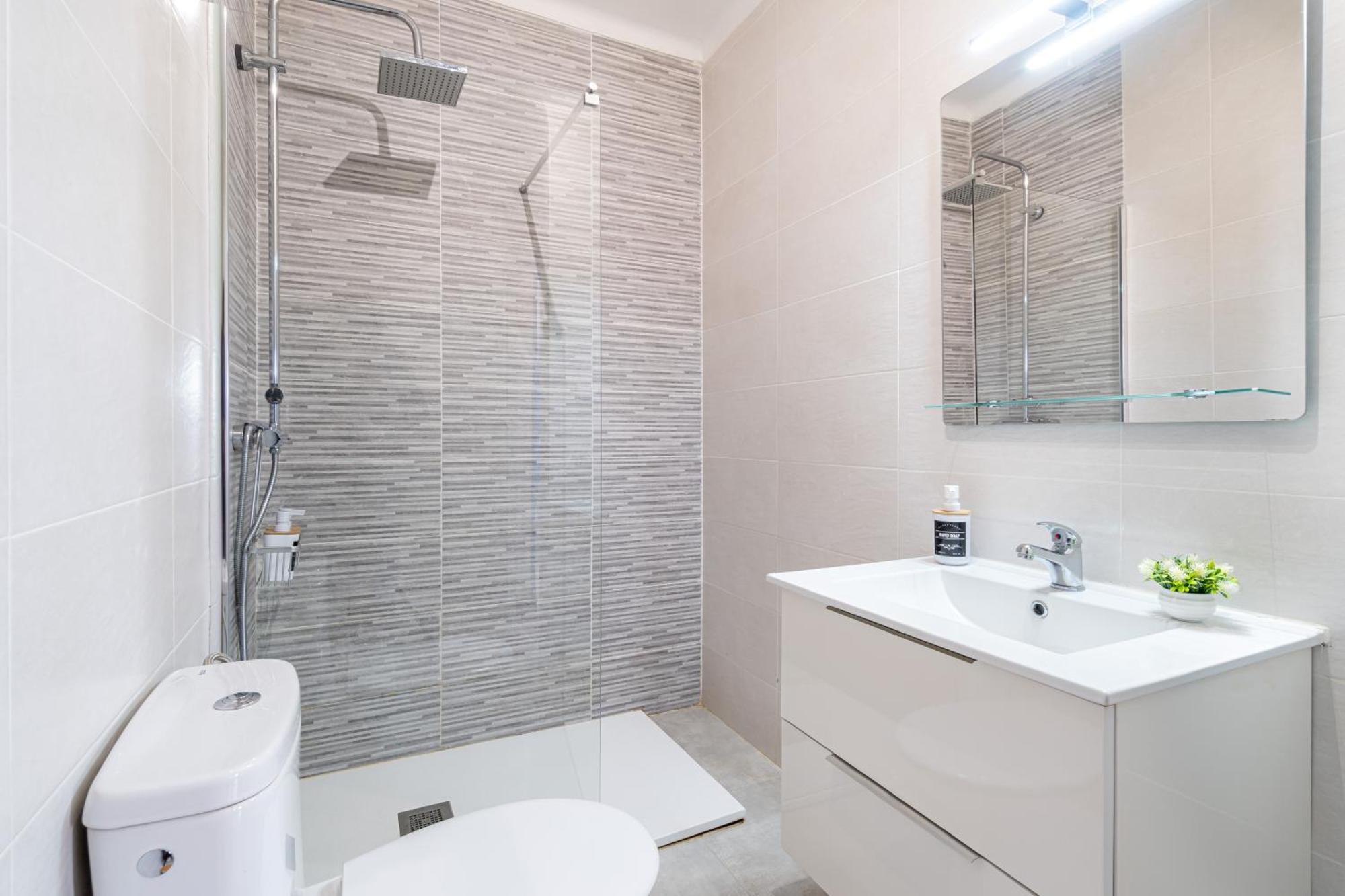 Calma Azul - 3Br - Terrace & Beach - Ac Wifi - 8 Guests 坎布里尔斯 外观 照片